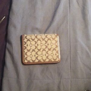 Coach wallet college I’d